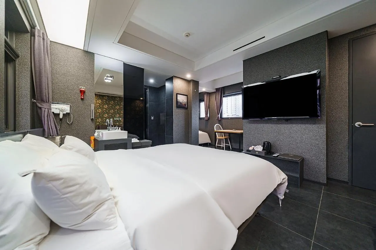 Starhills Hotel Seoul