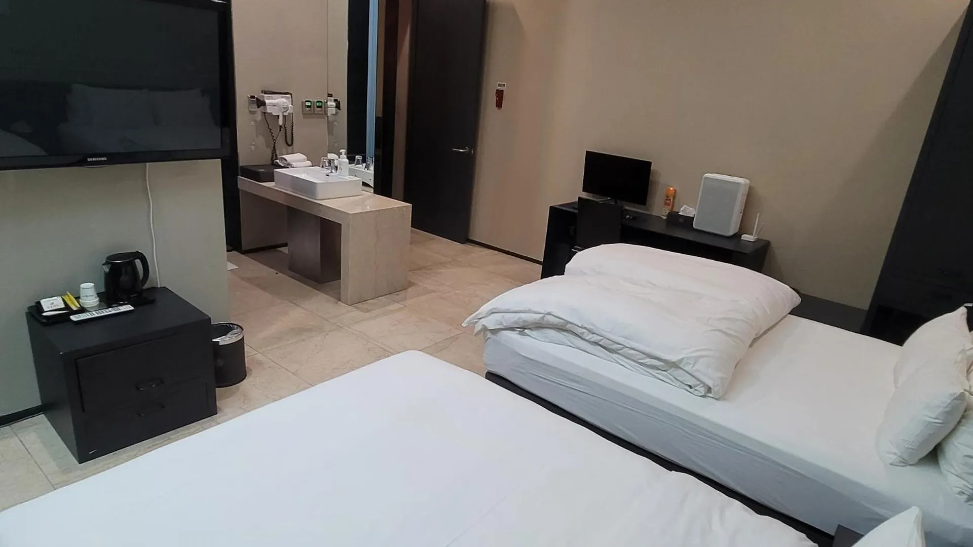 Starhills Hotel Seoul South Korea